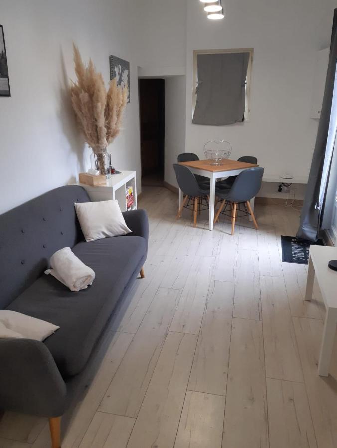Charmante Maison Renovee, Proche Lac Et Centre-Ville LʼIsle-Jourdain Exteriör bild
